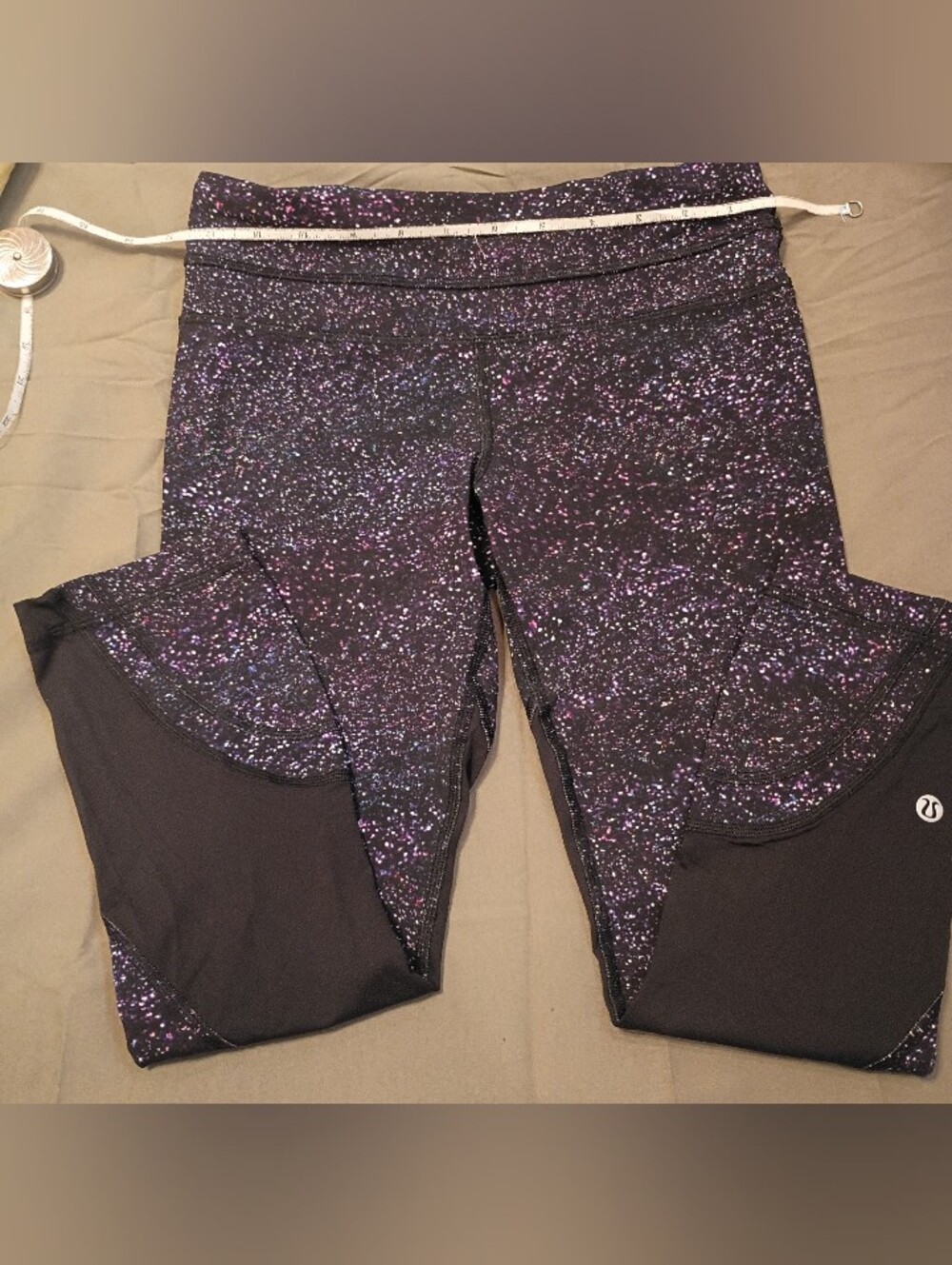 Lululemon Barely Worn Athletic Stretch Exercise Ventilated Pants - S